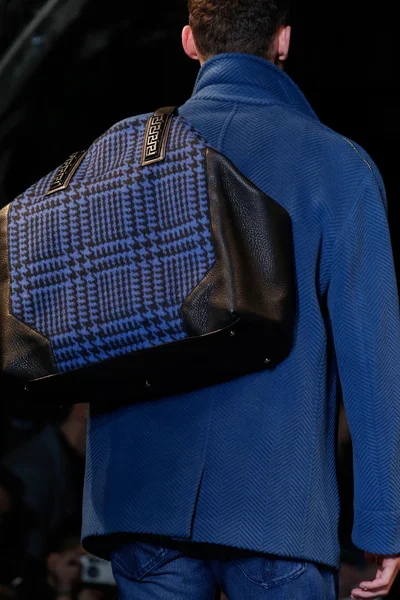 Look 73